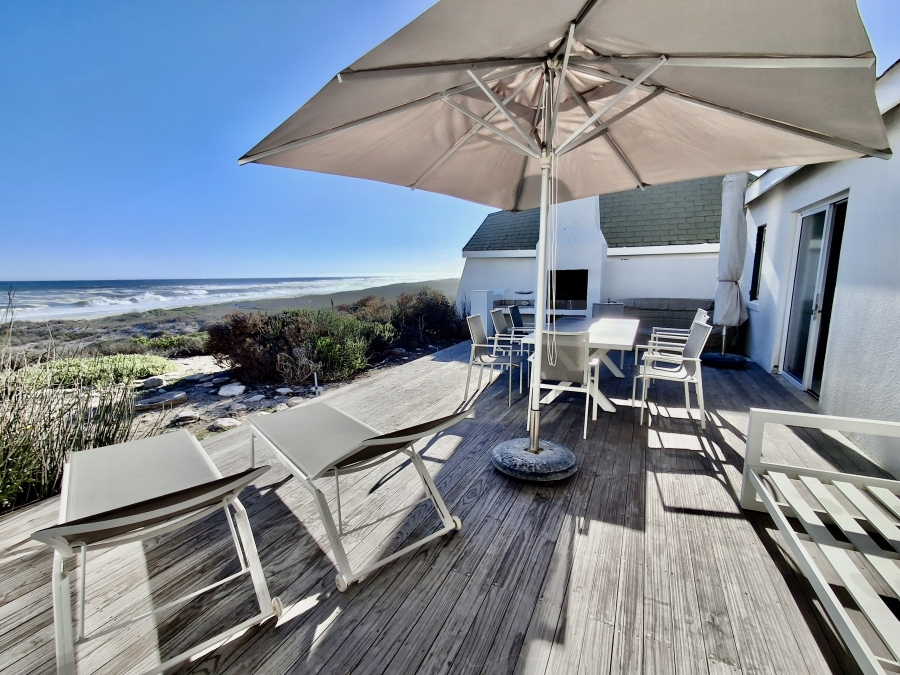 3 Bedroom Property for Sale in Jakkalsfontein Western Cape